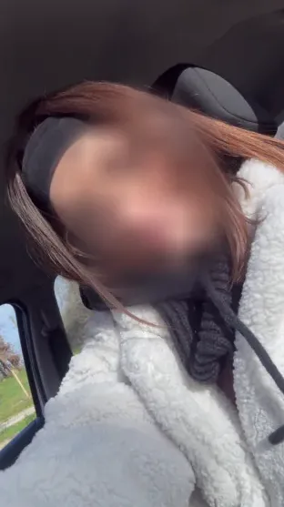 Isabell, 24