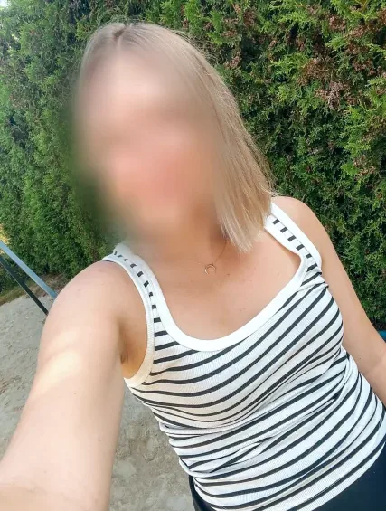 Isabell, 37