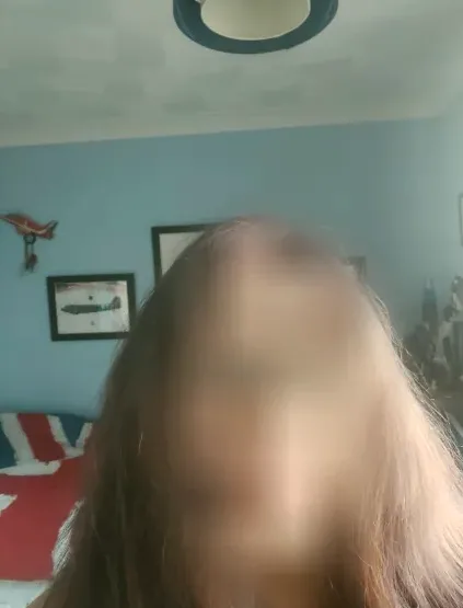 Kira, 24